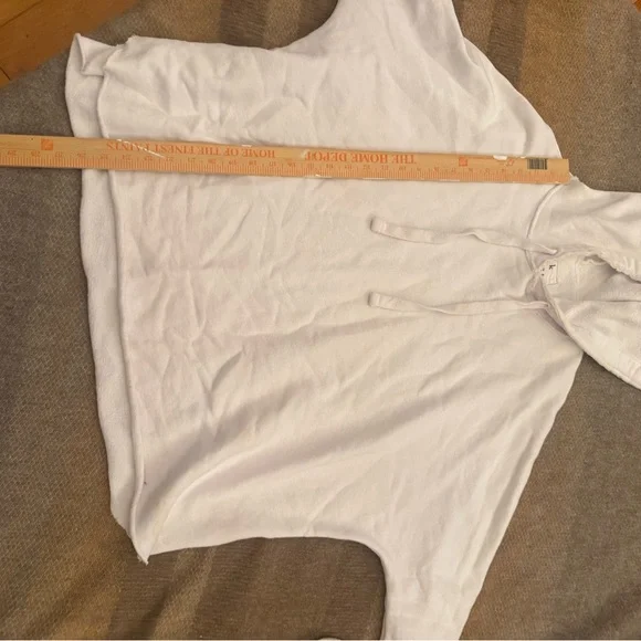 Frank’s and Eileen Kane hoodie - Picture 3 of 8